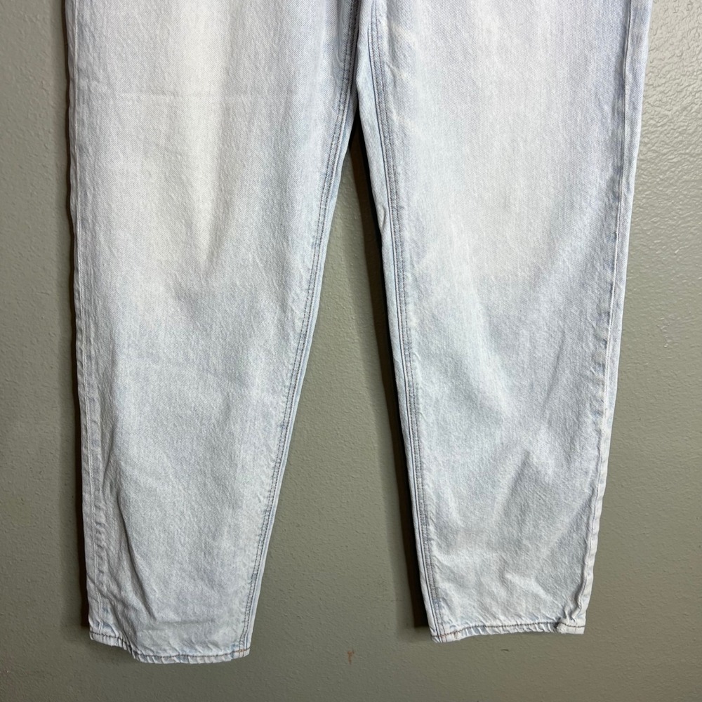 American Eagle Highest Rise Baggy Straight Jeans Sz 8 Light Wash Criss Cross - Picture 6 of 10